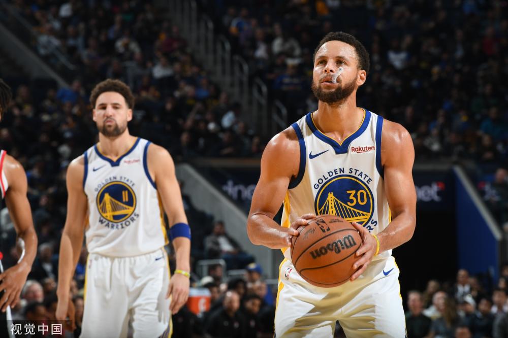 新年的钟声 新年的钟声